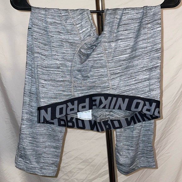 Nike - Picture 1 of 6